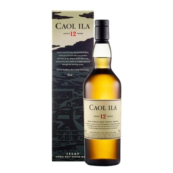 Caol Ila 12 Year Old Islay Whisky &ndash; De Pure Essentie van Turf en Zeezout Caol Ila 12 Year Old Islay Whisky is een ware vertegenwoordiger van de unieke karakteristieken van het eiland Islay. Deze uitzonderlijke single malt whisky biedt een verfijnde balans tussen de rokerige, turfachtige smaken van Islay en de frisse, maritieme invloeden van de zee. Caol Ila is een van de bekendste distilleerderijen van Islay, beroemd om zijn rokerige en fruitige whisky&rsquo;s. De 12 Year Old is een uitstekende keuze voor liefhebbers van rokerige whisky&rsquo;s die ook de subtiele complexiteit van het eiland willen ervaren. Wat maakt de Caol Ila 12 Year Old Islay Whisky zo bijzonder? De Caol Ila 12 Year Old rijpt gedurende 12 jaar in een combinatie van ex-bourbonvaten en sherryvaten, wat zorgt voor een delicate balans tussen de kracht van turf en rook en de zoetheid van de vaten. Gelegen in het hart van Islay, heeft de distilleerderij toegang tot het zuivere, frisse water van het eiland, wat bijdraagt aan de complexe en unieke smaak van de whisky. Deze 12-jarige versie is toegankelijker dan sommige andere Islay whisky&rsquo;s, maar behoudt nog steeds de kenmerkende rokerigheid en diepte die Caol Ila zo geliefd maakt. Smaaknotities van Caol Ila 12 Year Old Islay Whisky Aroma: Een frisse geur van zeewater, citrus, een vleugje vanille, en een subtiele rokerigheid die langzaam opkomt. Smaak: Rokerige turf en een lichte zeesaligheid, gecombineerd met zachte fruitige tonen van appel, peer en een hint van honing. De sherryvaten dragen bij aan een lichte zoetheid, die de rook mooi in balans houdt. Afdronk: Een langdurige, rokerige afdronk die eindigt met een subtiele, lichtzoete smaak en een zachte maritieme bries. Waarom kiezen voor Caol Ila 12 Year Old Islay Whisky? Perfecte balans tussen rook en zoetheid: De Caol Ila 12 biedt een soepele overgang van de robuuste turfrook naar de zachte zoetheid van fruit en honing, wat zorgt voor een heerlijk gelaagde smaakervaring. Toegankelijk voor whisky-beginners: Terwijl veel Islay whisky&rsquo;s bekend staan om hun krachtige turf en rook, is de Caol Ila 12 Year Old een perfect instapmodel voor degenen die Islay whisky willen verkennen zonder dat de smaken te overweldigend zijn. Authentieke Islay-smaak: De whisky weerspiegelt de maritieme invloeden van Islay, met een frisse zeewaterkwaliteit die de rijke rook van de turf in balans brengt. Ambachtelijke productie: Caol Ila is een distilleerderij die al sinds 1846 whisky van uitzonderlijke kwaliteit produceert, met de nadruk op vakmanschap en traditionele methoden. De Caol Ila Distillery &ndash; Schotse Vakmanschap en Kwaliteit De Caol Ila Distillery, gelegen aan de oostkust van Islay, is beroemd om zijn rokerige whisky&rsquo;s die het eiland zo typeren. De distilleerderij gebruikt de frisse waterbronnen van Islay en rijpt de whisky&rsquo;s in een combinatie van vaten, waardoor een perfecte balans tussen de krachtige turfrook en subtiele zoetheid ontstaat. De distilleerderij heeft een rijke geschiedenis en blijft zich inzetten voor het produceren van enkele van de beste Islay whisky&rsquo;s ter wereld. Waarom Caol Ila 12 Year Old kiezen? Rijk en complex: De Caol Ila 12 Year Old biedt een complex profiel van rokerigheid, fruitigheid en maritieme invloeden die elk glas een nieuwe ervaring maken. Geweldige prijs-kwaliteitverhouding: Gezien de hoge kwaliteit van deze Islay whisky, biedt de Caol Ila 12 Year Old een uitstekende prijs-kwaliteitverhouding voor whiskykenners. Ideaal voor zowel beginners als experts: Of je nu een doorgewinterde whiskykenner bent of net begint met het ontdekken van Islay whisky&rsquo;s, de Caol Ila 12 Year Old biedt een perfecte balans tussen toegankelijkheid en complexiteit. Caol Ila 12 Year Old Islay Whisky is een must-have voor liefhebbers van rokerige, turfachtige whisky&rsquo;s die de maritieme smaken van Islay willen ervaren. Deze whisky biedt een prachtige combinatie van rokerigheid, fruitigheid en een vleugje zeezout die elke slok tot een gedenkwaardige ervaring maakt.