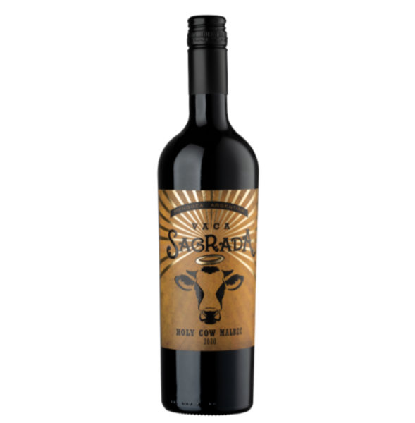 Falasco Vaca Sagrada Holy Cow Malbec Ontdek de unieke smaken van Falasco Vaca Sagrada Holy Cow Malbec Rijke en fruitige aroma's Laat je verleiden door de rijke en fruitige aroma's van deze heerlijke Falasco Vaca Sagrada Holy Cow Malbec. Met tonen van rijpe pruimen, bessen en een vleugje kruidigheid, biedt deze wijn een onge&euml;venaarde smaakervaring die elke sip een genot maakt. De perfecte balans tussen zoetheid en zuurgraad zal je smaakpapillen verwennen en je laten verlangen naar meer. De wijn heeft zich tijdens de rijping 7 maanden op houten vaten verder ontwikkeld, dus laat je niet wegblazen door deze complexe maar subtiele blockbuster. Zachte en verfijnde textuur Deze Malbec heeft een zijdezachte en verfijnde textuur die op de tong smelt als een droom. Elke slok is een ervaring op zich, waarbij de fluweelachtige structuur een ongekende sensatie biedt. Of je nu een kenner bent of gewoon wilt genieten van een glas wijn na een lange dag, de zachtheid van deze wijn zal je zeker bekoren en ontspanning brengen. Perfect voor bij elke gelegenheid De perfecte combi voor een mooie T-Bone steak maar kan ook gewoon bij een feestje met vrienden of gewoon wilt ontspannen na een drukke dag, de Falasco Vaca Sagrada Holy Cow Malbec past perfect bij elke gelegenheid. De veelzijdigheid van deze wijn maakt het een must-have in elke wijnkelder. Geniet van de rijke smaken en laat je meevoeren naar een wereld vol genot en verrukking.