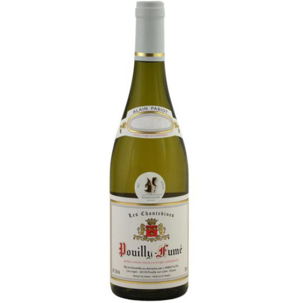 Pouilly-Fum&eacute; Les Chantebines &ndash; Loire Sauvignon Blanc met klasse Elegante, mineraal gedreven Sauvignon Blanc uit het hart van de Loire. Pouilly-Fum&eacute; Les Chantebines is een expressieve witte wijn uit de prestigieuze appellatie Pouilly-Fum&eacute;, gelegen in de iconische Loirevallei. Deze 100% Sauvignon Blanc staat bekend om zijn verfijnde mineraliteit, frisse zuren en het typische subtiele rokerige karakter waar Pouilly-Fum&eacute; zijn naam aan dankt. Smaakprofiel Druif: 100% Sauvignon Blanc Kleur: Helder lichtgeel met groene reflecties Neus: Intense aroma&rsquo;s van citrus (limoen, grapefruit), witte perzik en kruisbessen, aangevuld met vuursteen, natte steen en een lichte rokerige toets. Mond: Strak, fris en mineraal. Levendige zuren zorgen voor spanning en precisie, terwijl de kalkrijke bodem een zilte finesse en lengte geeft. Afdronk: Lang, zuiver en verfrissend met een elegante minerale finale. Dit is een Sauvignon Blanc met diepgang, structuur en gastronomisch karakter. Herkomst & Terroir De wijngaarden van Les Chantebines liggen op kalkrijke bodems met silex (vuursteen), typerend voor de regio rond de Loire. Deze unieke combinatie van kalk en silex zorgt voor: Uitgesproken mineraliteit Finesse en elegantie Het kenmerkende &ldquo;fum&eacute;&rdquo;-aroma (licht rokerig karakter) Het koele klimaat van de regio bevordert een langzame rijping, wat resulteert in aromatische complexiteit en perfecte balans tussen fruit en fra&icirc;cheur. Vinificatie Selectieve oogst op optimale rijpheid Fermentatie onder gecontroleerde temperatuur in roestvrijstalen tanks Rijping op fijne lie voor extra textuur en diepgang Geen houtlagering, om puurheid en terroirexpressie te behouden Deze aanpak benadrukt frisheid, precisie en terroir. Perfecte wijn-spijscombinaties Pouilly-Fum&eacute; Les Chantebines is bijzonder veelzijdig en gastronomisch: Oesters en schaal- en schelpdieren Gegrilde vis of zeebaars Geitenkaas (klassieke combinatie uit de Loire) Asperges Sushi en sashimi Serveer gekoeld op 9&ndash;11&deg;C. Waarom kiezen voor Pouilly-Fum&eacute; Les Chantebines? ✓ Authentieke Loire Sauvignon Blanc ✓ Minerale precisie en elegante fra&icirc;cheur ✓ Perfect voor zowel aperitief als gastronomie ✓ Klassieke Franse topkwaliteit Appellatie: Pouilly-Fum&eacute; AOC Regio: Loirevallei Land: Frankrijk